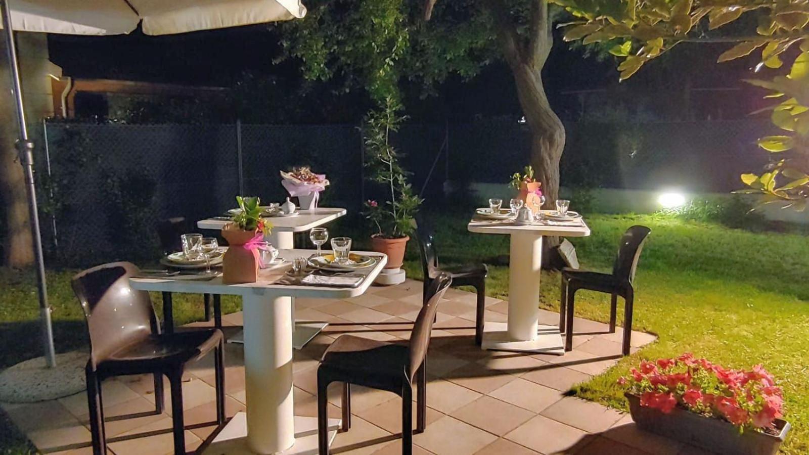Villa Liberty B&B Фано Экстерьер фото